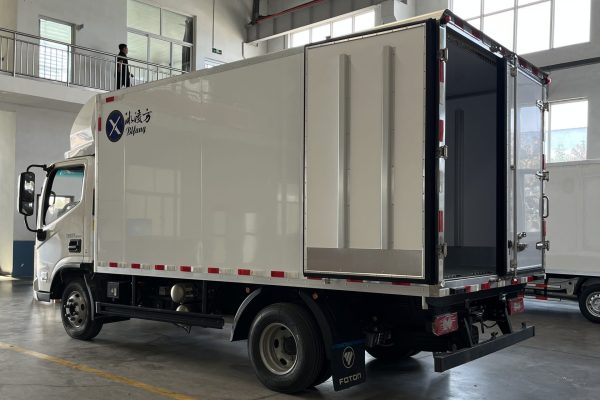 Refrigerated Truck for Pharmaceutical Transportation