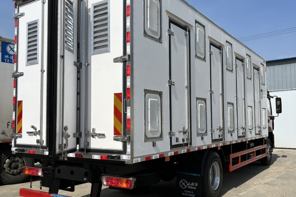 Large Poultry Transport Truck