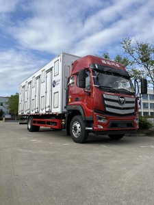 Large Poultry Transport Truck - Image 2