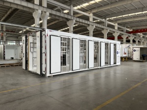 9.6m Ventilated Chick Transport Truck - Image 3