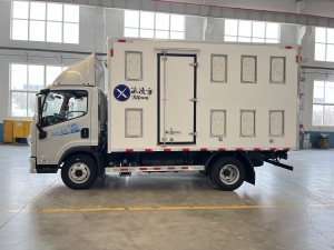 Small Chick Transport Truck