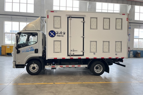 Small Chick Transport Truck