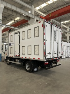 4.2m Chick Transport Vehicle - Short Haul Solution