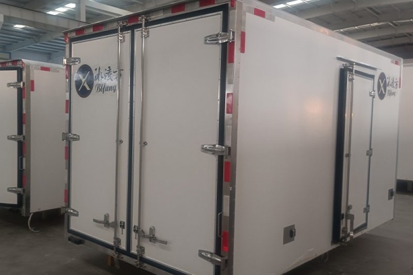 Electric Refrigerated Truck Body (GFRP/PU/XPS) for EV Chassis