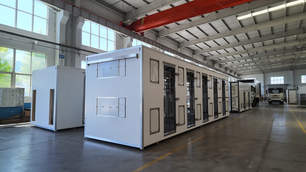 Chick Transport Carriage Workshop